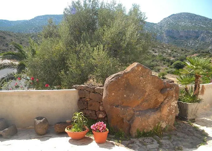 Sa Conca Ruia 农家乐 奥罗塞伊